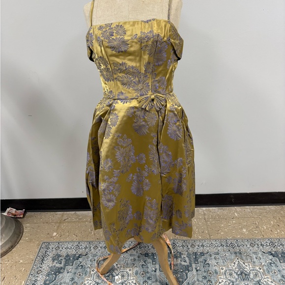 1960’s Metallic Floral Dress by Lorrie Deb San Francisco Grown - Picture 5 of 10